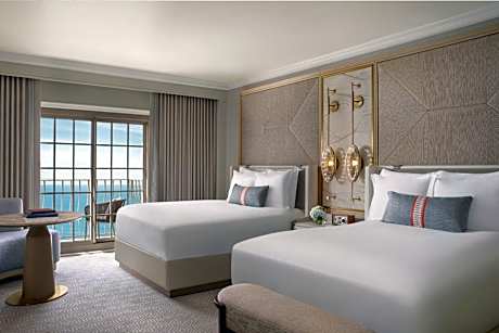 Coastal View Queen, Balcony  - Hearing Accessible