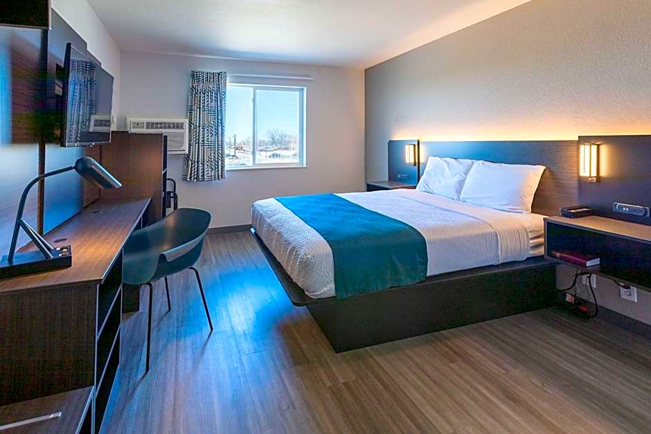 Motel 6-Fort Lupton, CO