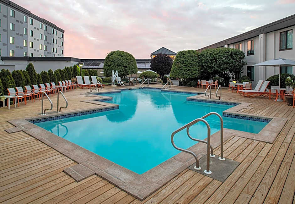 Holiday Inn Hasbrouck Heights-Meadowlands By IHG