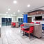 Holiday Inn Express And Suites Junction By IHG