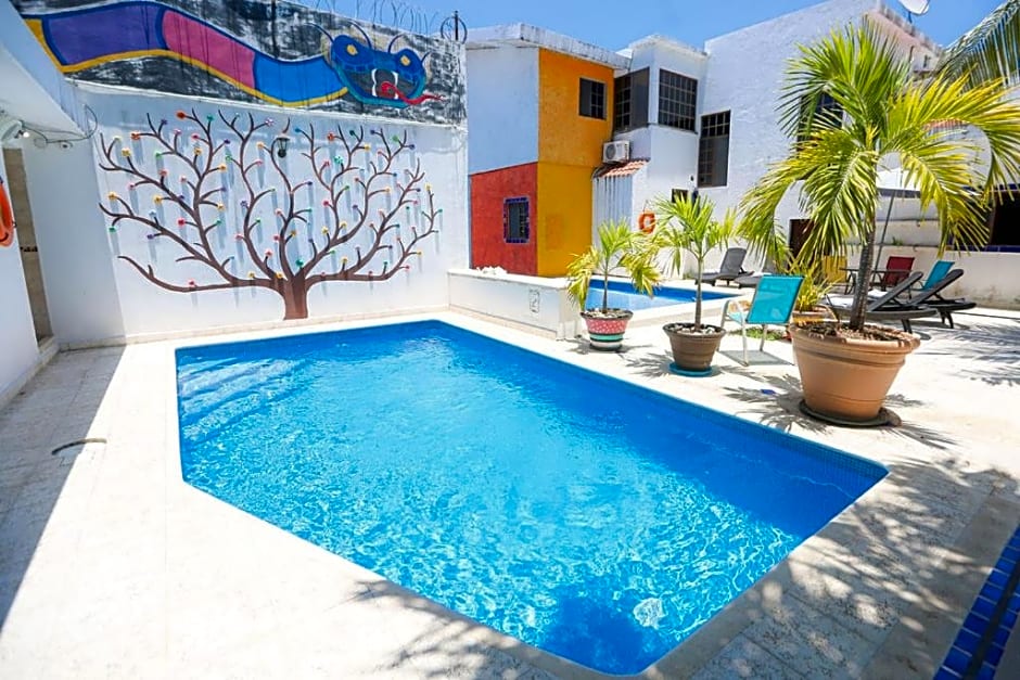 Íkaro Suites Colonial