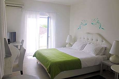 Junior Suite with Terrace