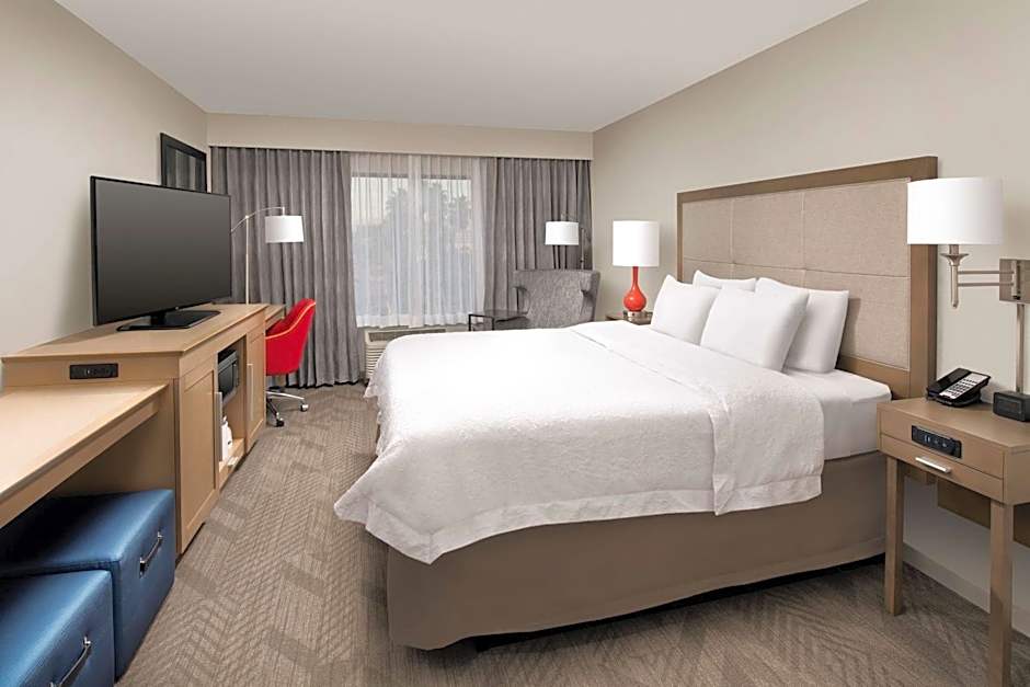 Hampton Inn By Hilton Suites Anaheim Garden Grove