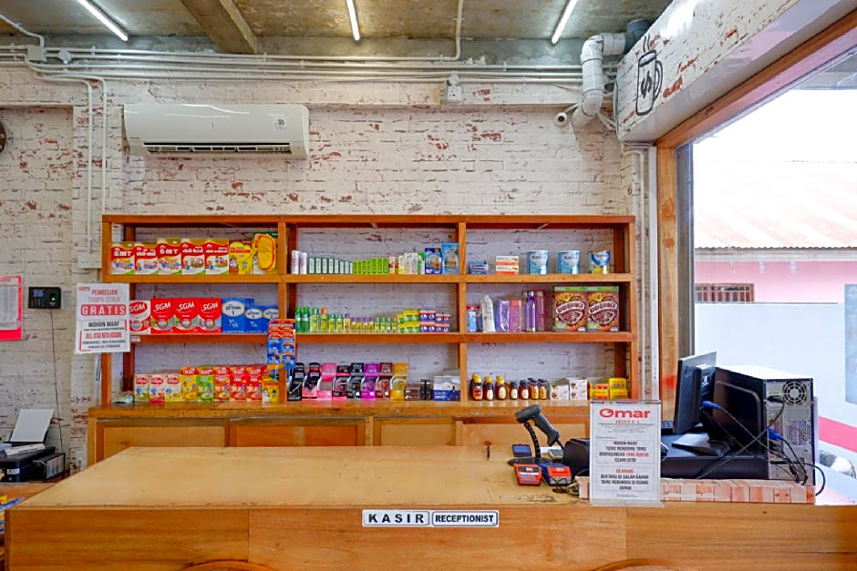 RedDoorz Syariah near Universitas Negeri Gorontalo 2