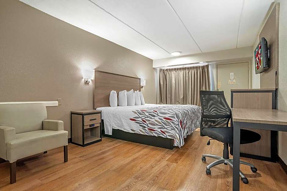 Red Roof Inn - West Monroe