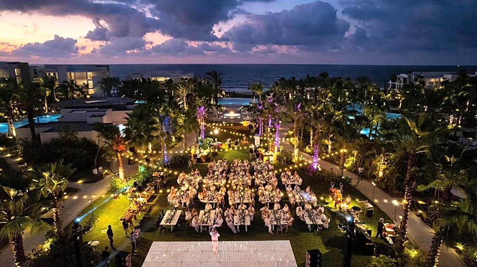 Conrad Punta de Mita
