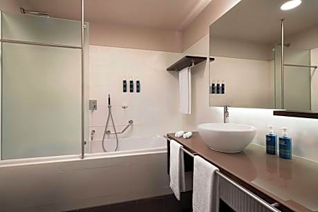 Executive Room, 1 King Bed