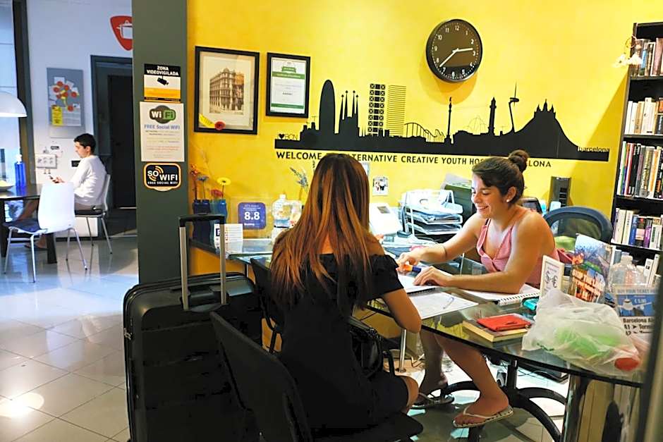 Alternative Creative Youth Hostel Barcelona