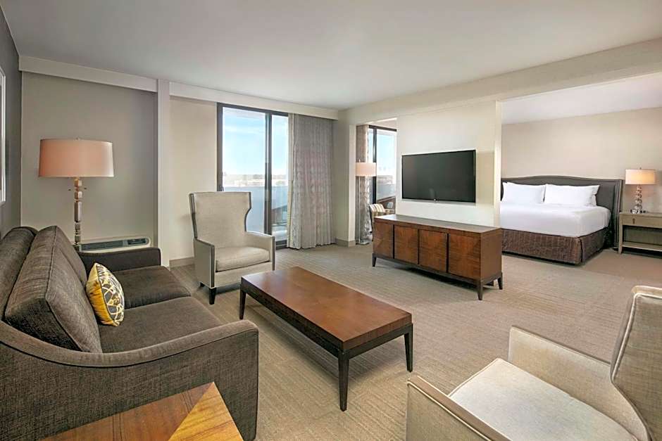 Sonesta Charlotte Lower South End