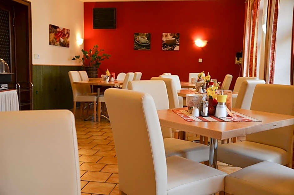 Hotel Paradies