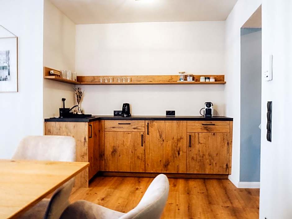Levy's Rooms & Breakfast