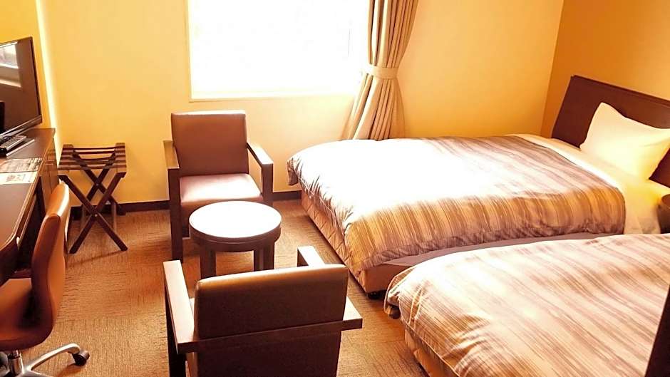 Hotel Route Inn Nobeoka Ekimae