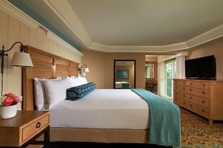 Premium Two-Bedroom Suite with Gulf View