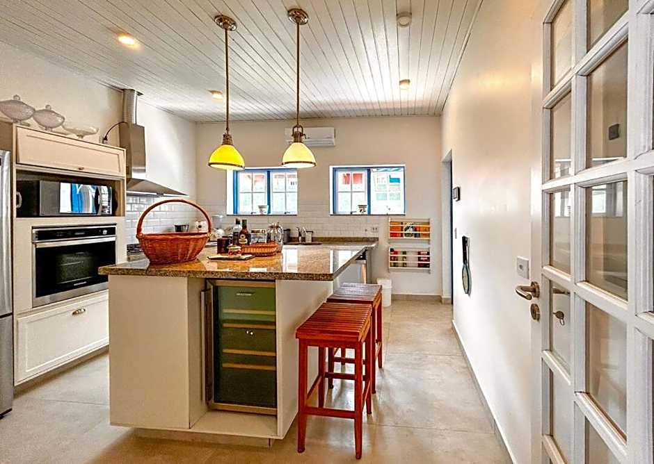 Casa prox a Praia de Santa Teresa, Ilhabela SP