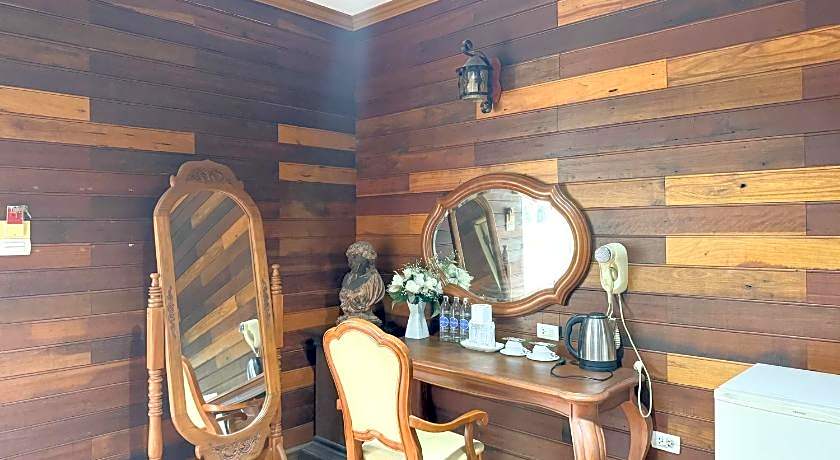 Grand Amazon Hotel