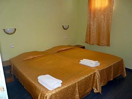 Quadruple Room with Balcony and Sea View