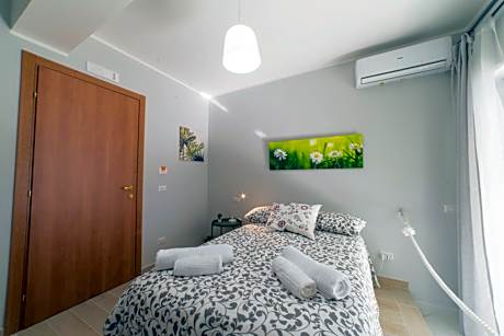 Single Room with Private Bathroom