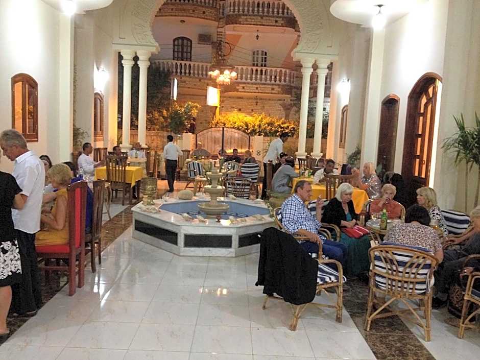 Al Hambra Hotel