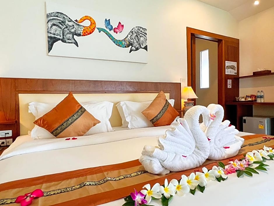 Aura Samui Best Beach Hotel - SHA Plus