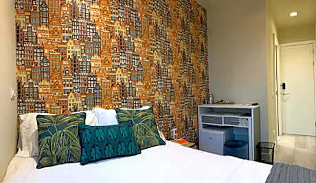 Queen Room