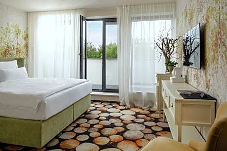 Deluxe Double Room with Balcony
