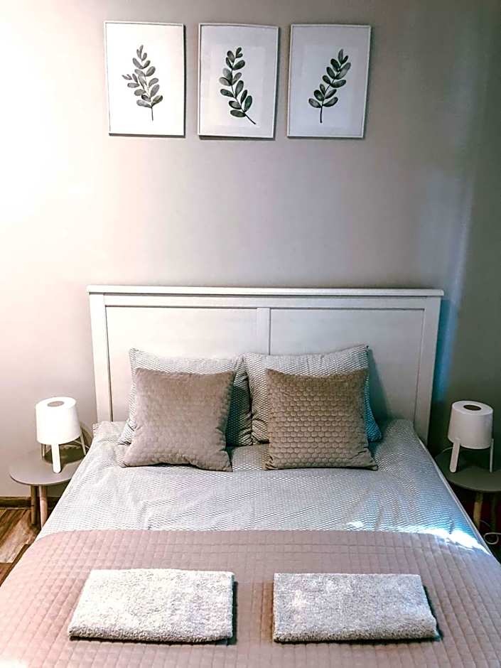 Bankowa 8 Guest Rooms