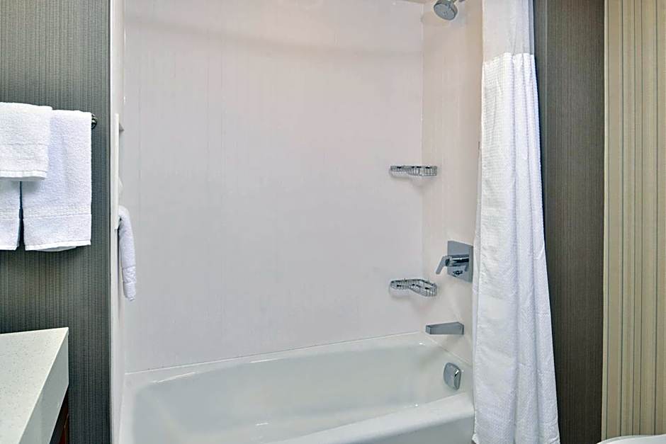 Courtyard by Marriott Kansas City Olathe