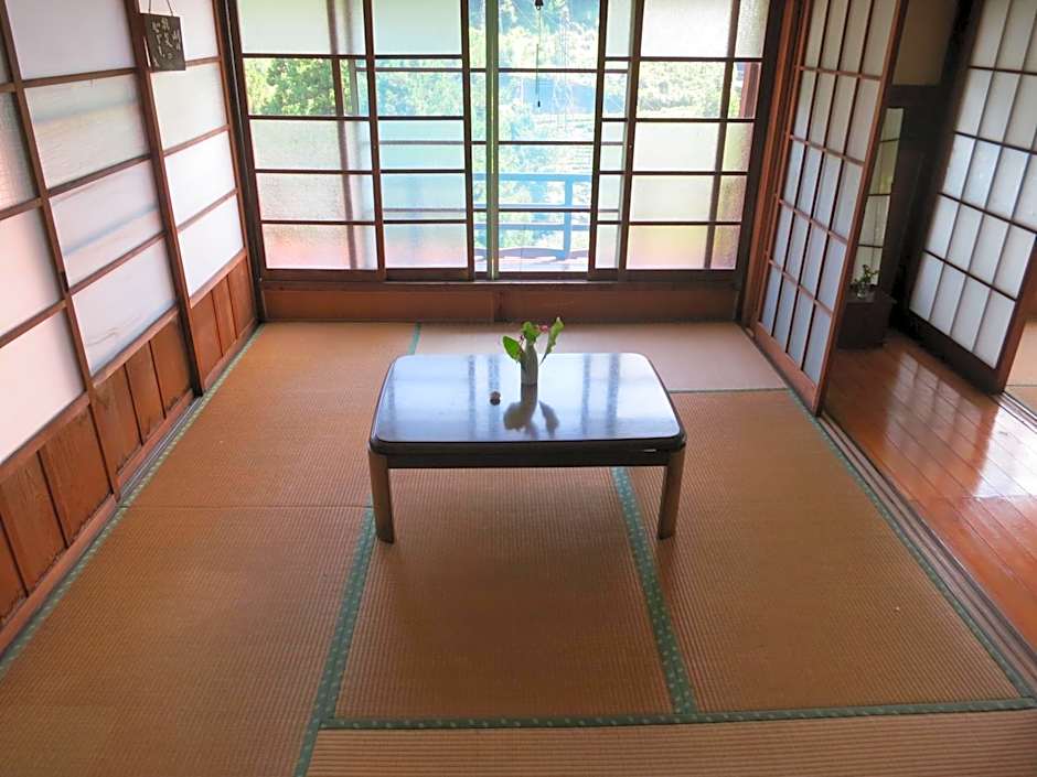 Guesthouse Nishiki