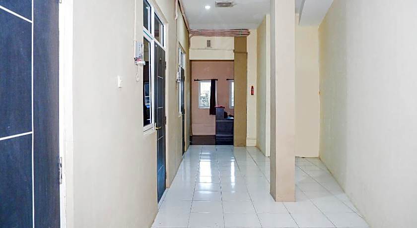 OYO 1217 Candi Residence