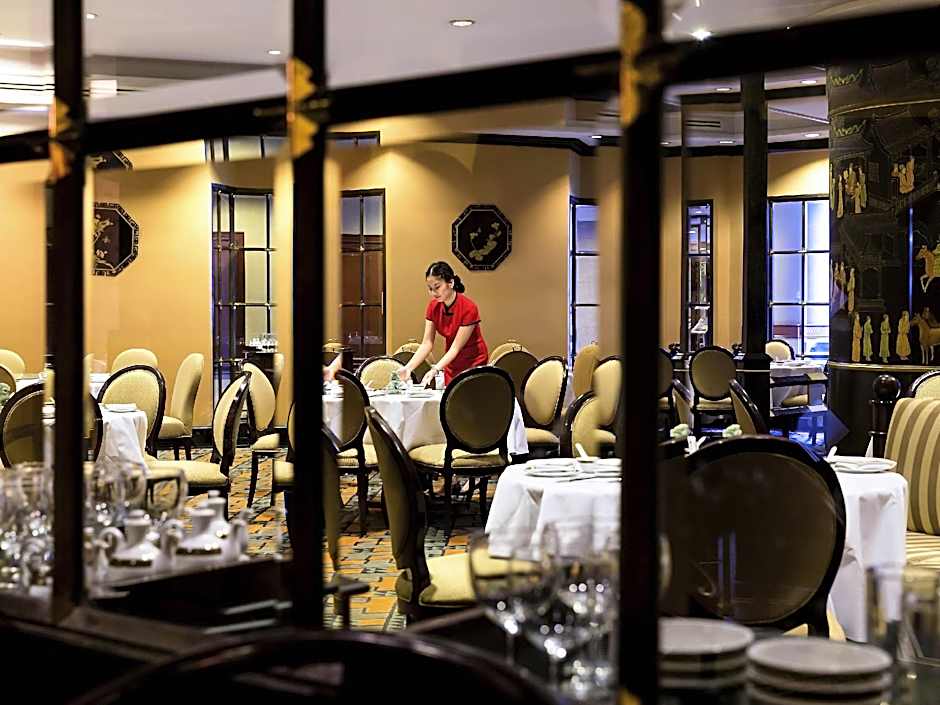 Pullman Khon Kaen Raja Orchid Hotel