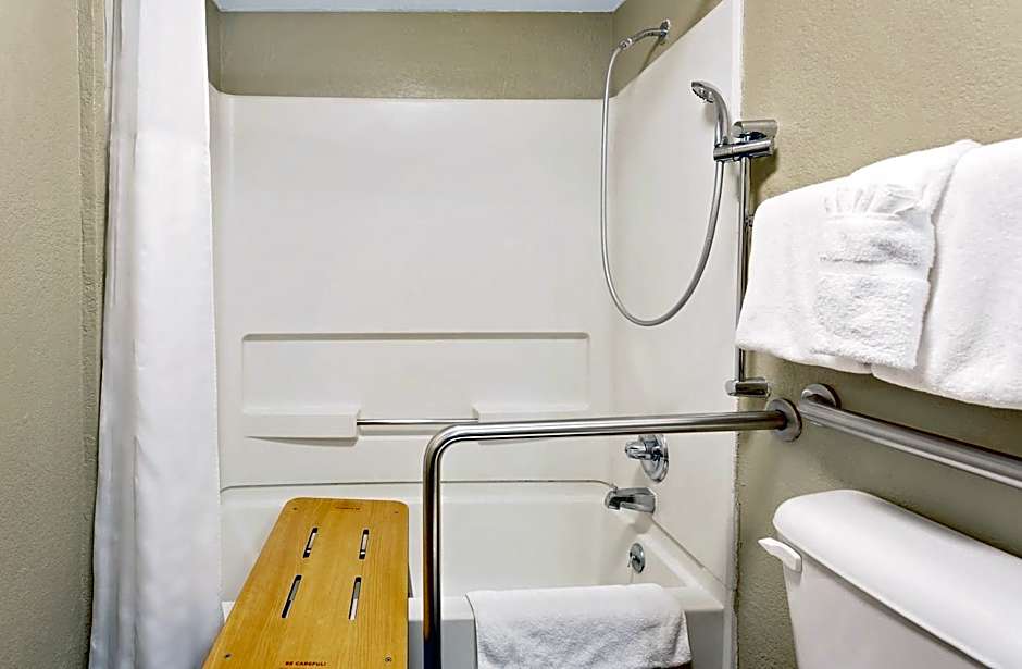 Super 8 by Wyndham Denver Central