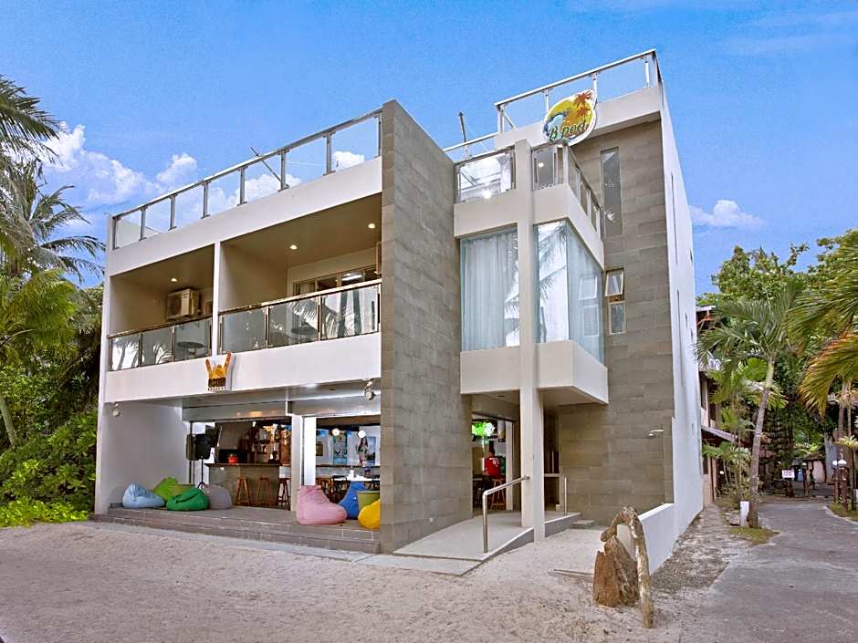 Photo 1 of 41 of B Pod Hotel
