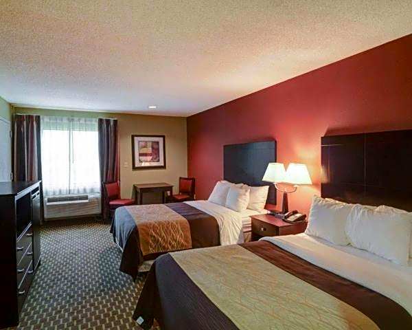 Quality Inn & Suites Pine Bluff