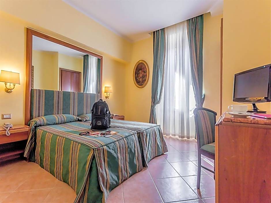 Raeli Hotel Noto