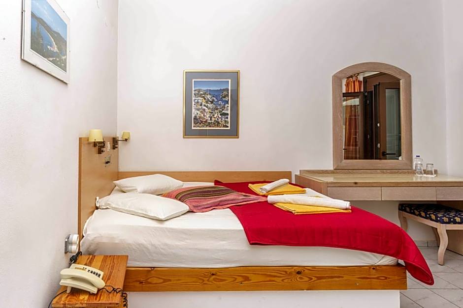 Alexander Beach Hotel