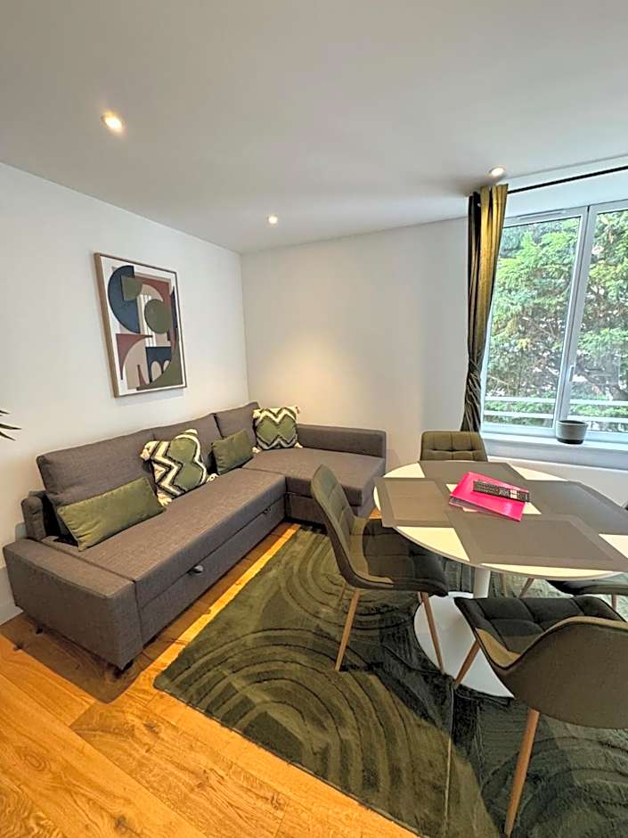 Victorias House Suite