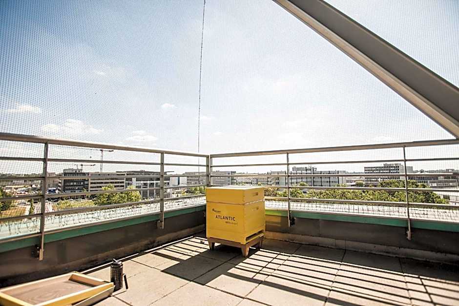 Atlantic Hotel Airport