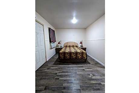 Queen Bed