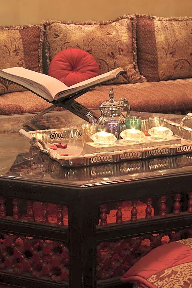 Riad Mille Et Une Nuits