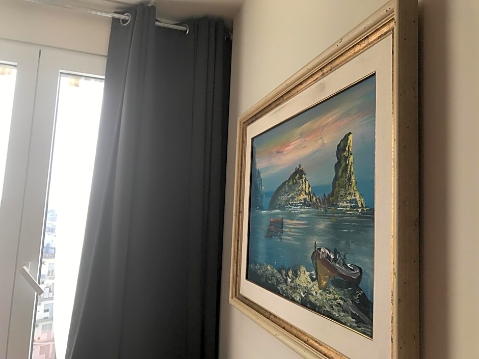Aquila house
