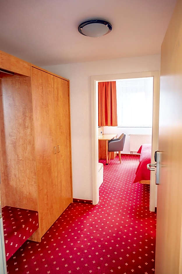 AaRa Hotel