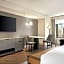 Hilton Grand Vacations Club Chicago Magnificent Mile