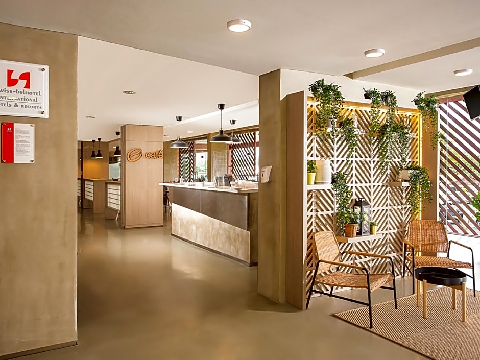 Swiss-Belexpress Cilegon