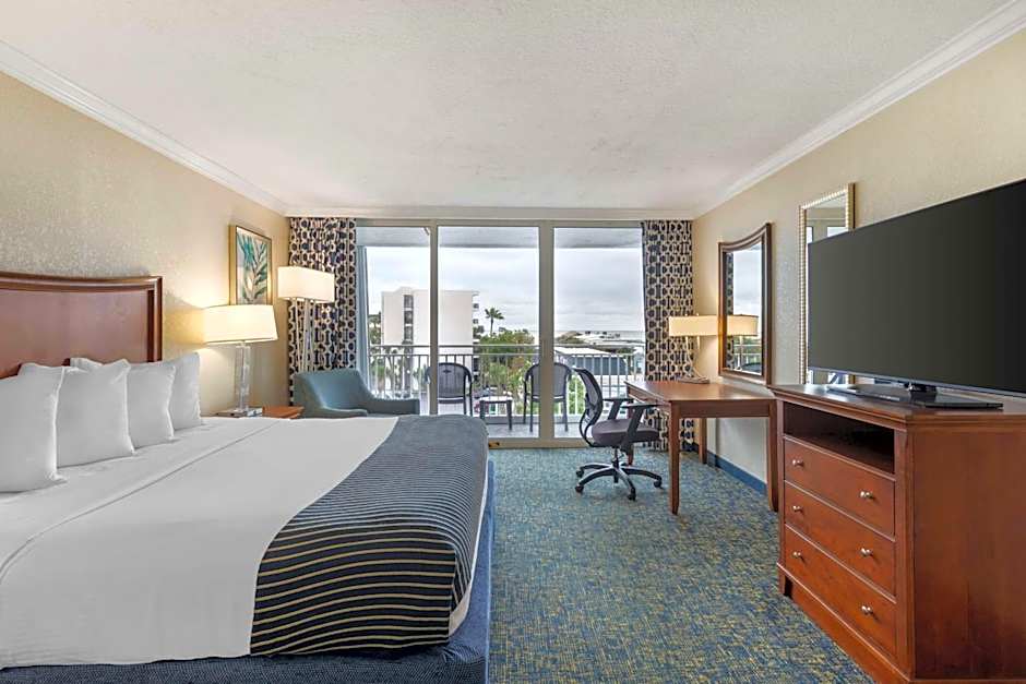 Best Western Ocean Beach Hotel & Suites
