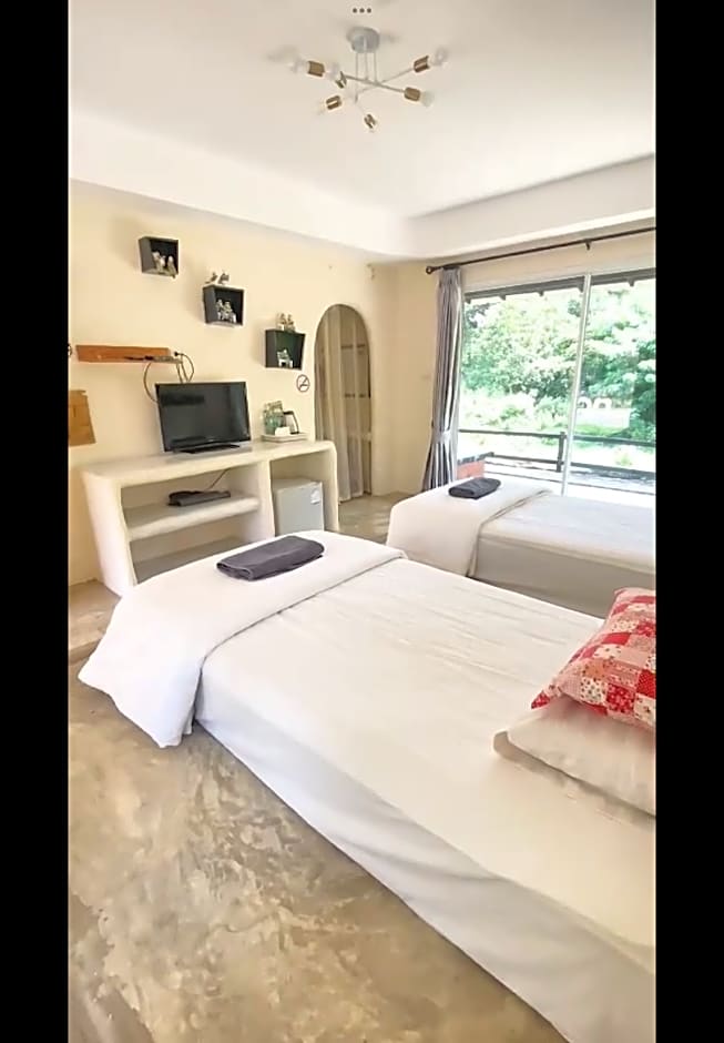 Photo 1 of 2 of Villa 1 Bedroom 2 Twin Beds, Garden View