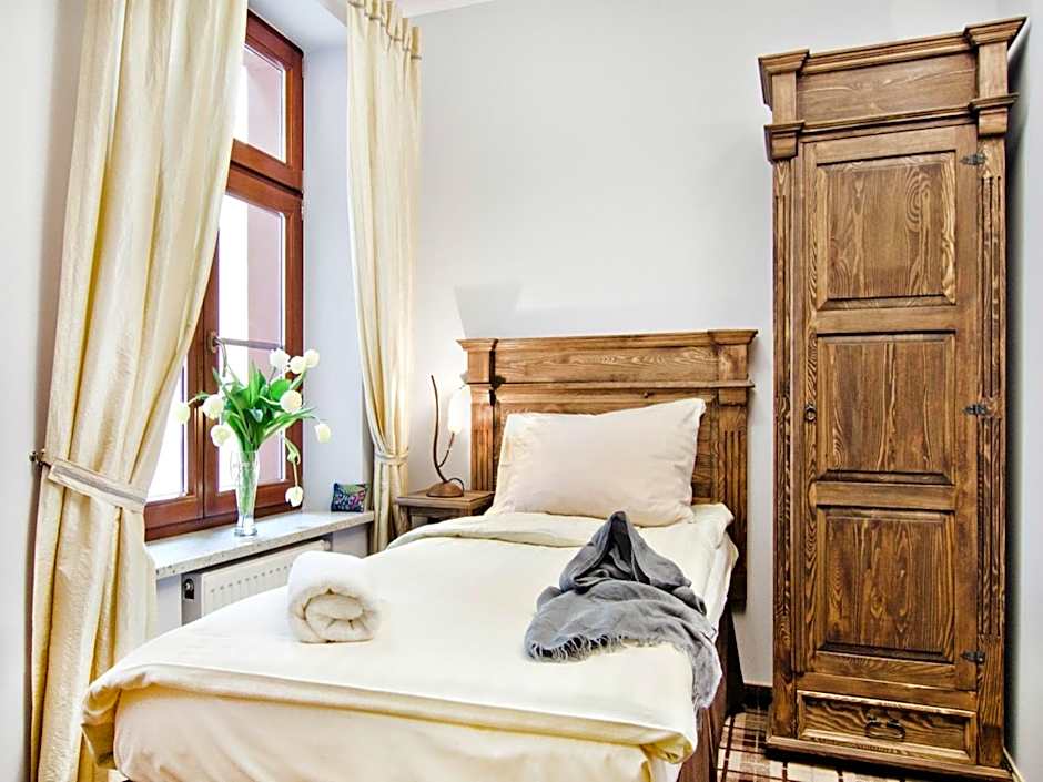 Five Stars Bed&Breakfast