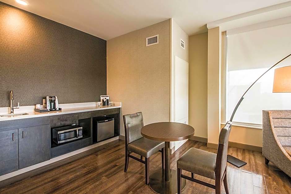 Cambria Hotel McAllen Convention Center