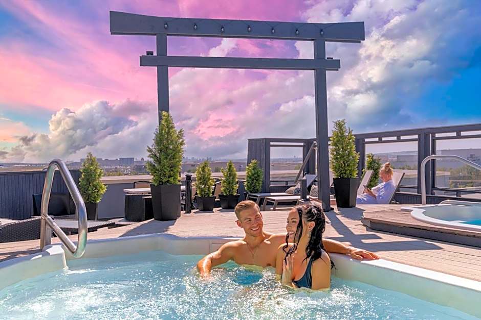 Acclaim Hotel Calgary Airport