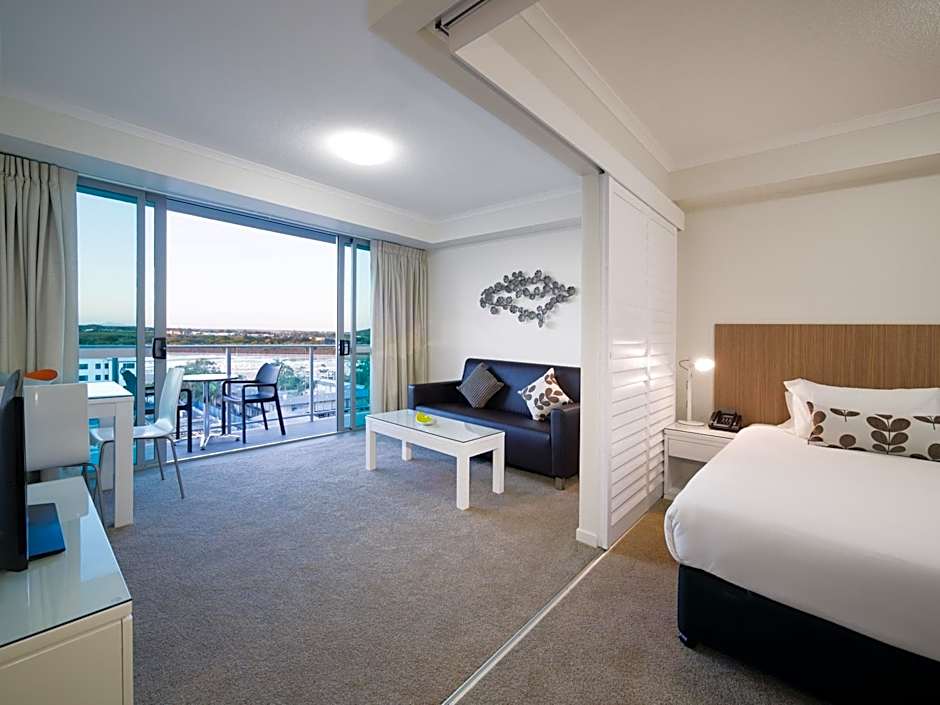 Oaks Mackay Rivermarque Hotel