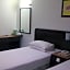 Wah May Hotel